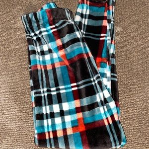 Always Flannel Blue, Red & Black Suede Leggings Size S/M NWOT